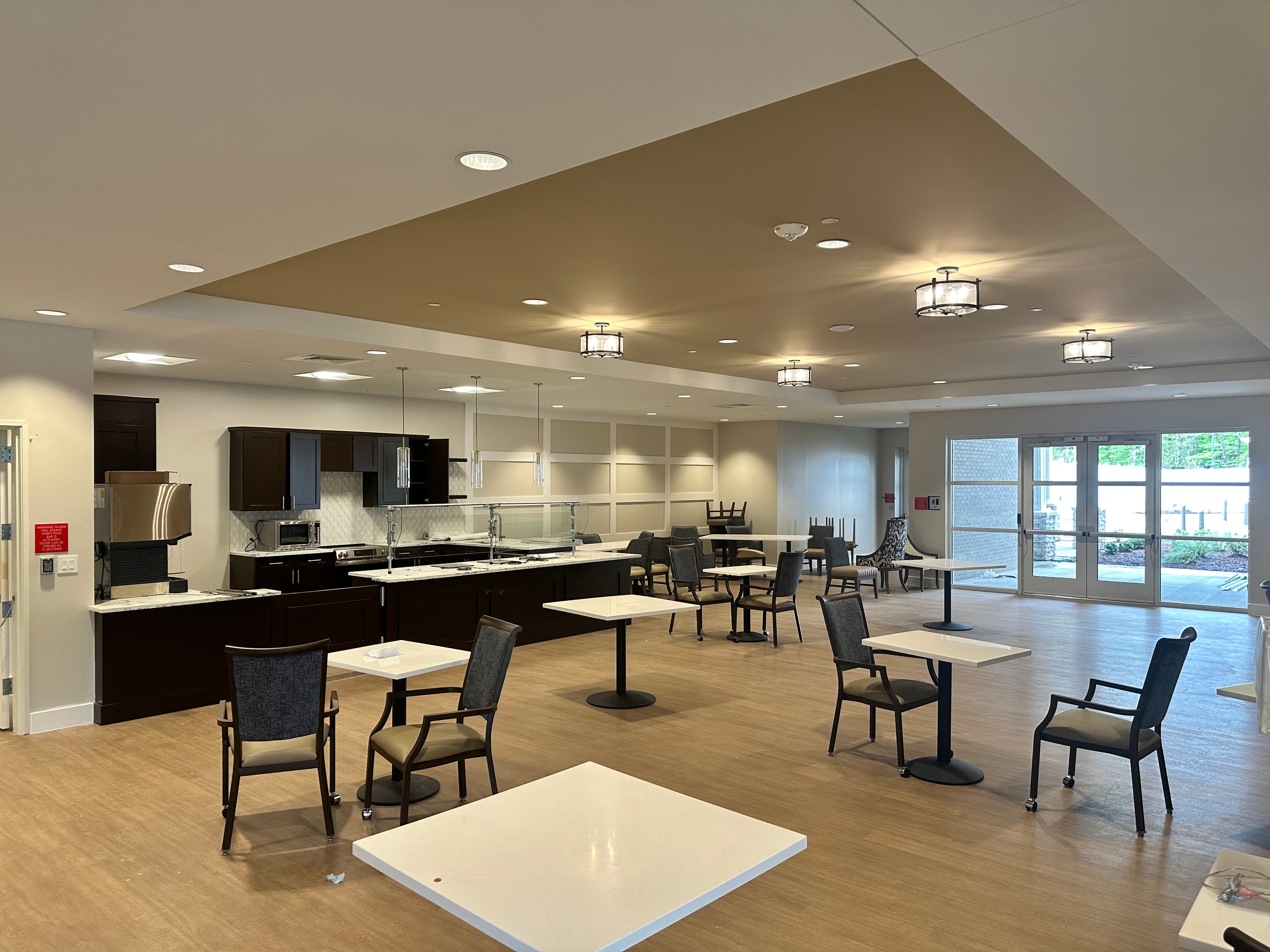 Senior Living — Dining & Common Area
